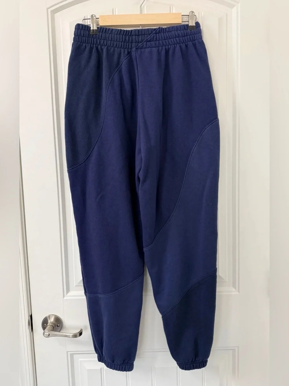 ALO YOGA Make Waves Sweatpants Navy Tonal Size XS